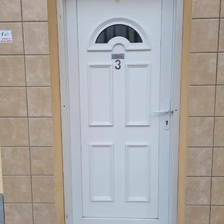 Lovely With Free Parking * Kecskemét