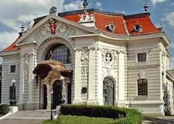 Apartamento Lovely With Free Parking Kecskemét